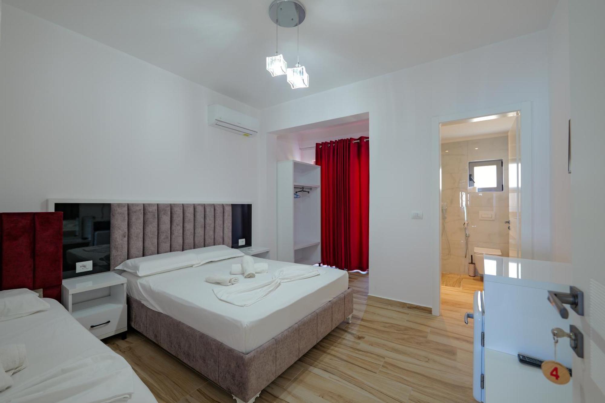 Hotel Take Borsh Ngoại thất bức ảnh