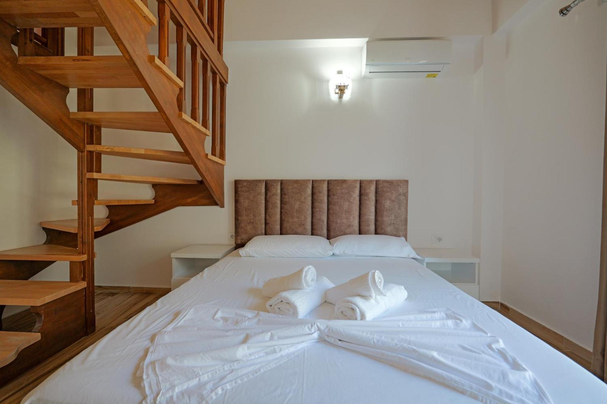Hotel Take Borsh Ngoại thất bức ảnh