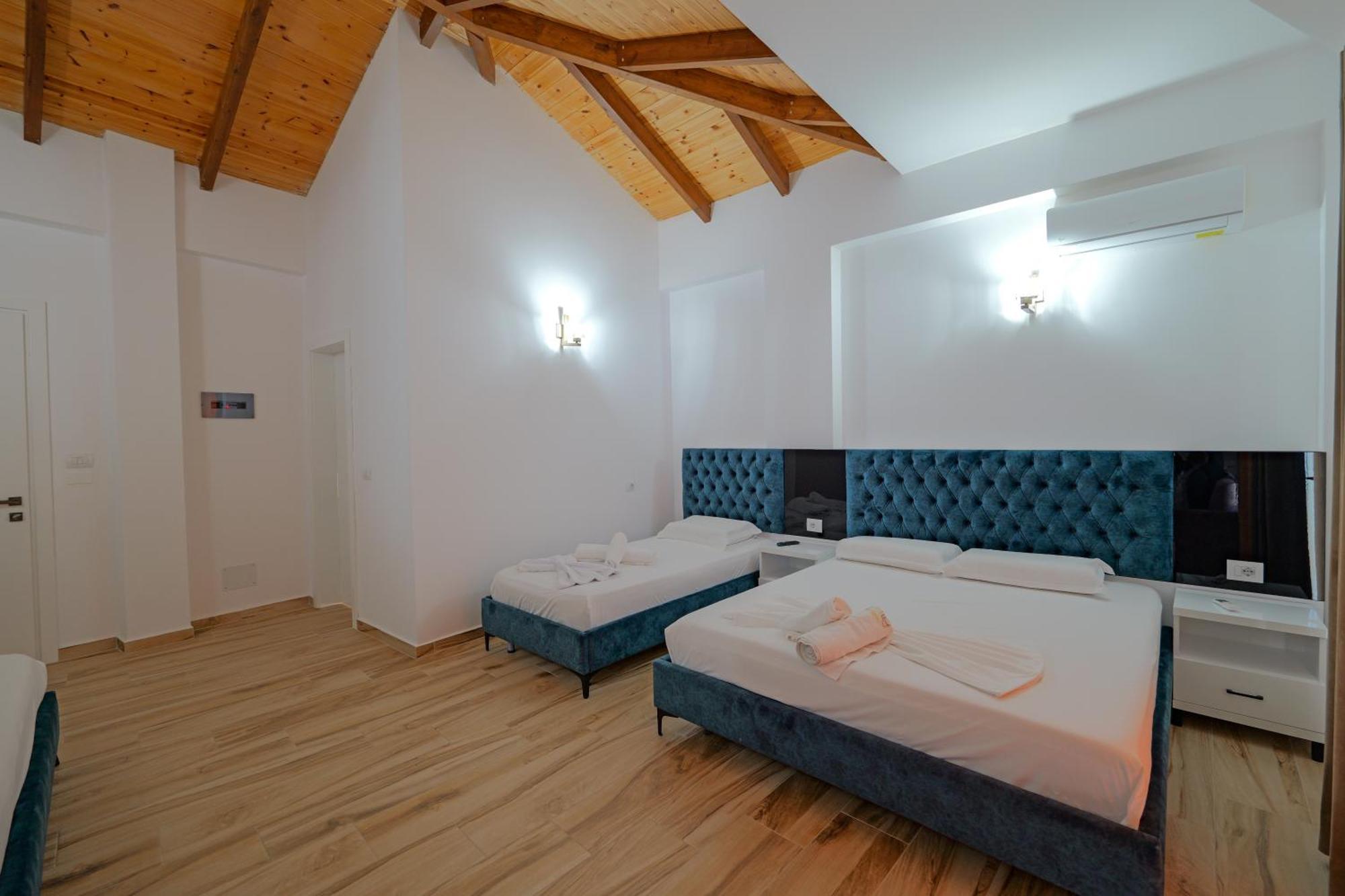 Hotel Take Borsh Ngoại thất bức ảnh